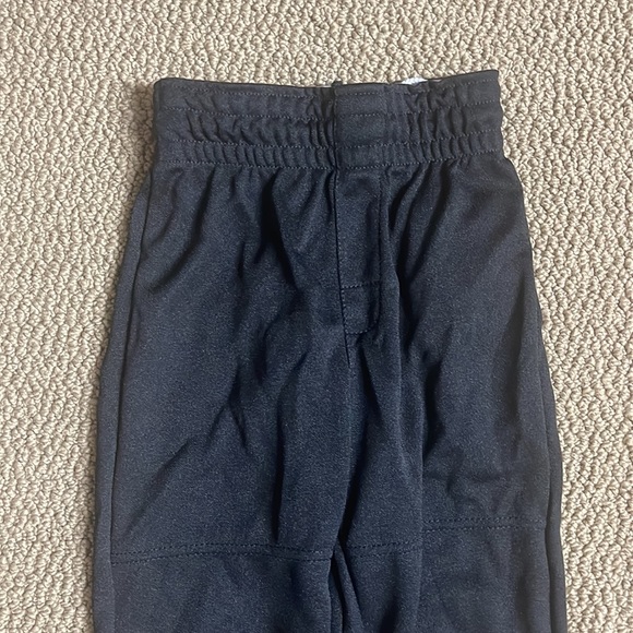 Rawlings size XXS black baseball pants. Great condition! - Picture 3 of 7